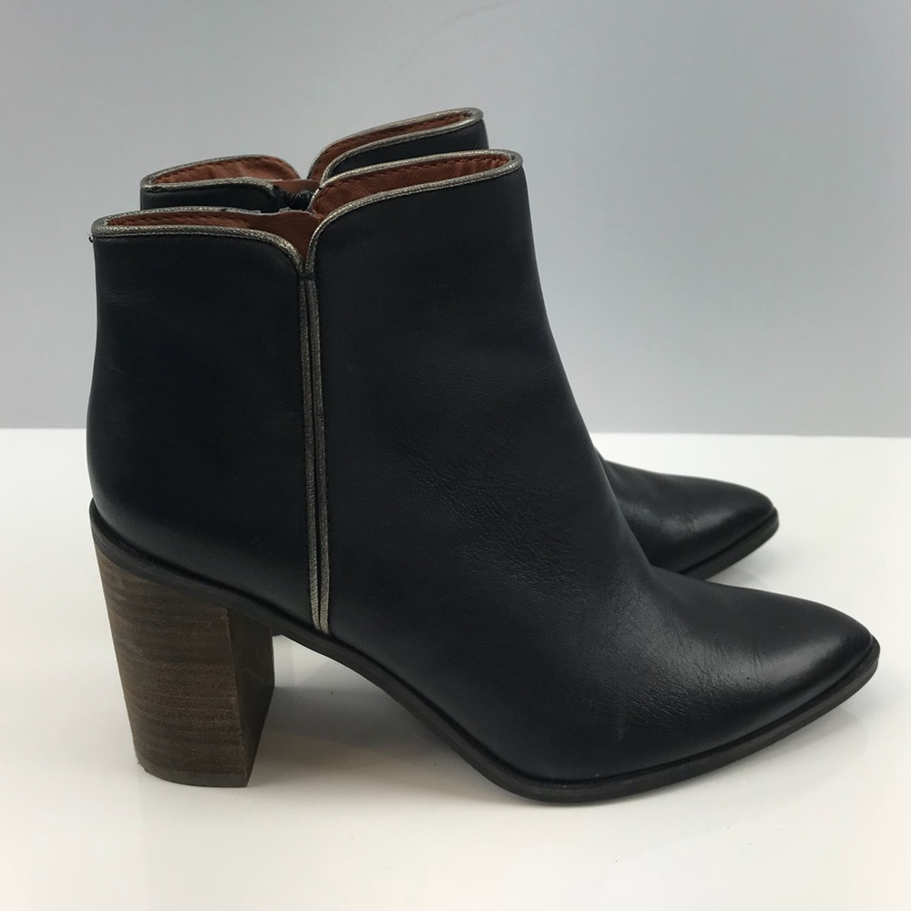 Lucky Brand Black Ankle Boots - Picture 2 of 8